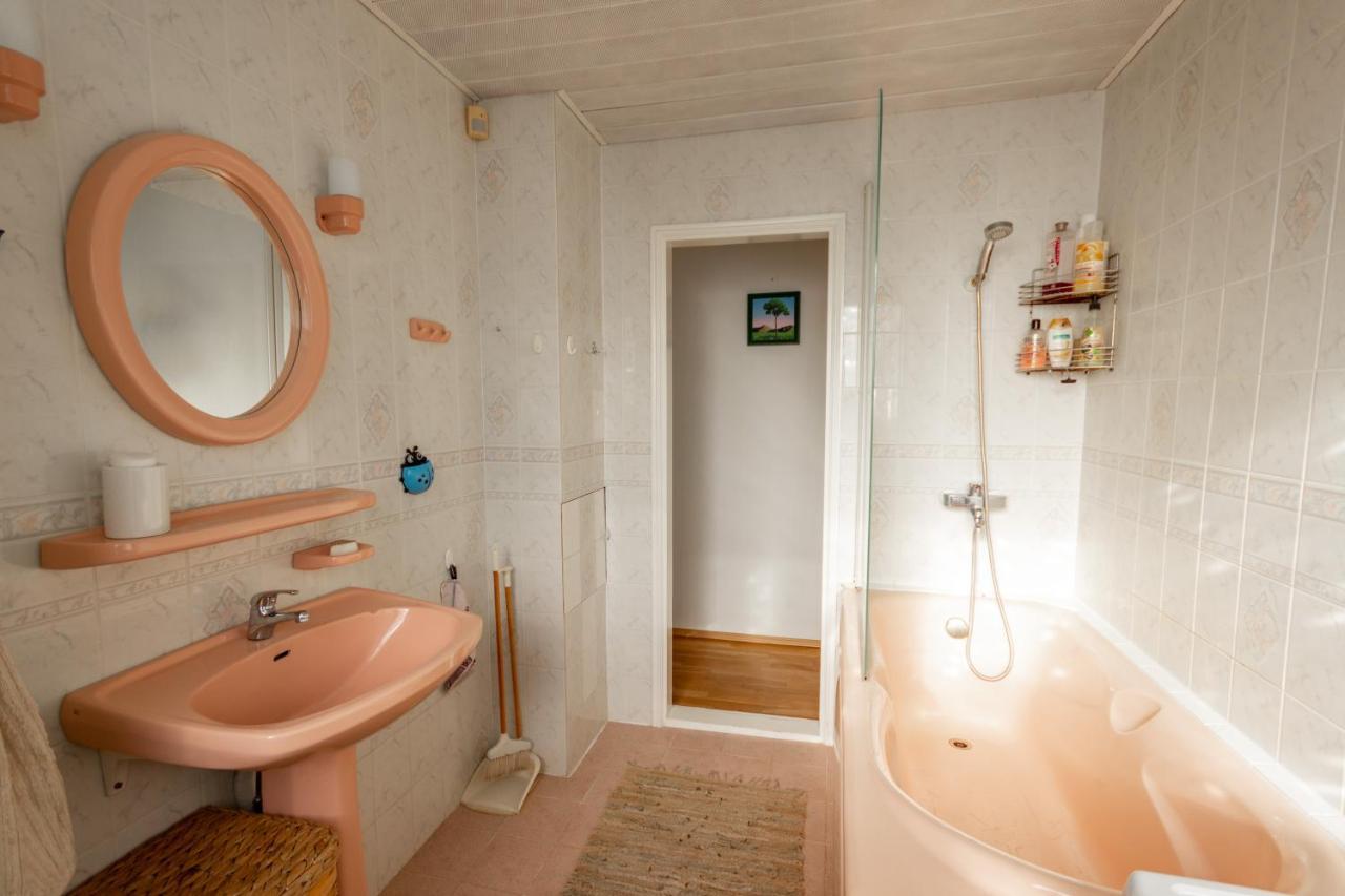 Great Place For Families Or A Small Group Lägenhet *